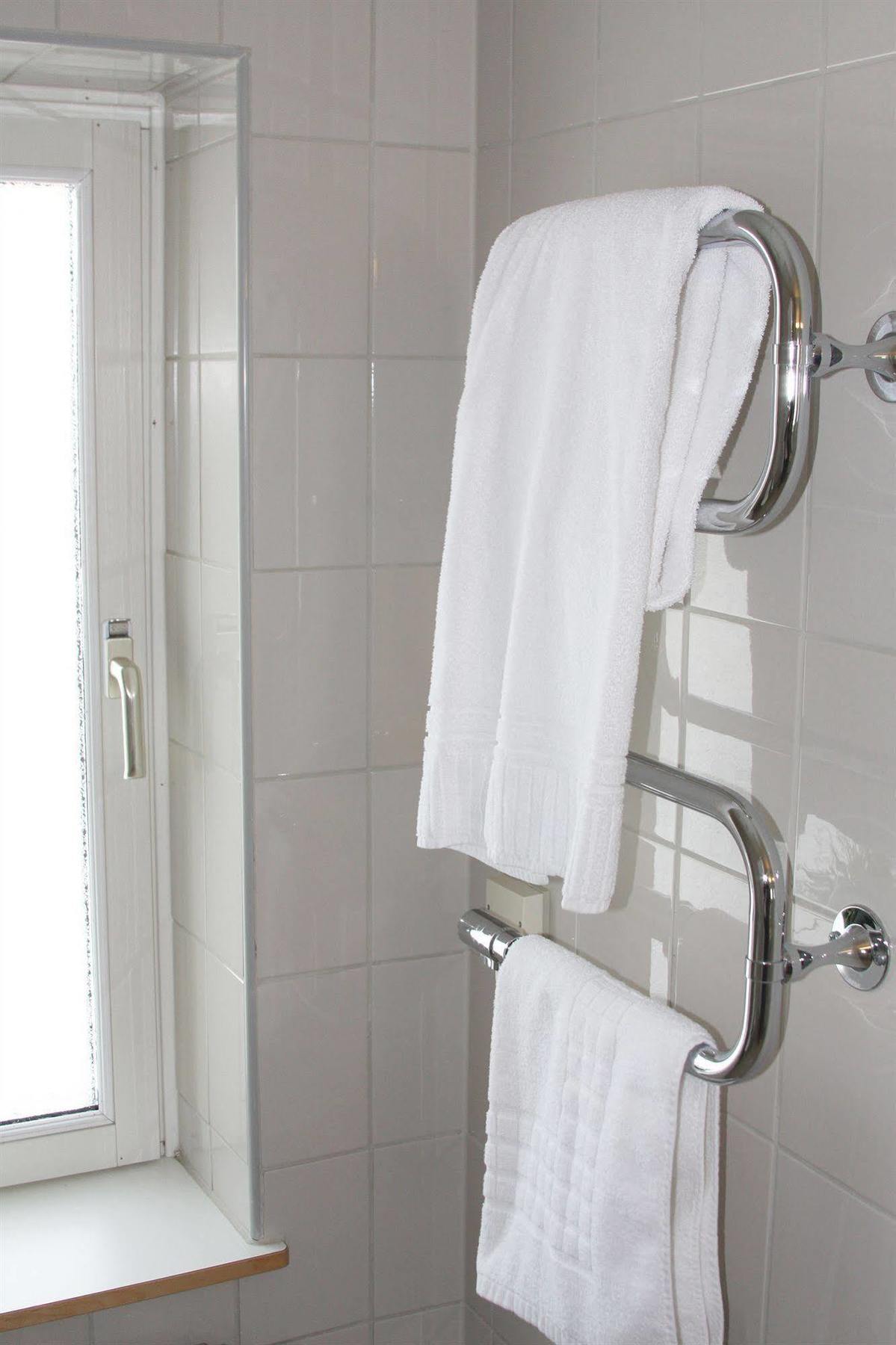 Alsens Hotell Sandviken Bagian luar foto