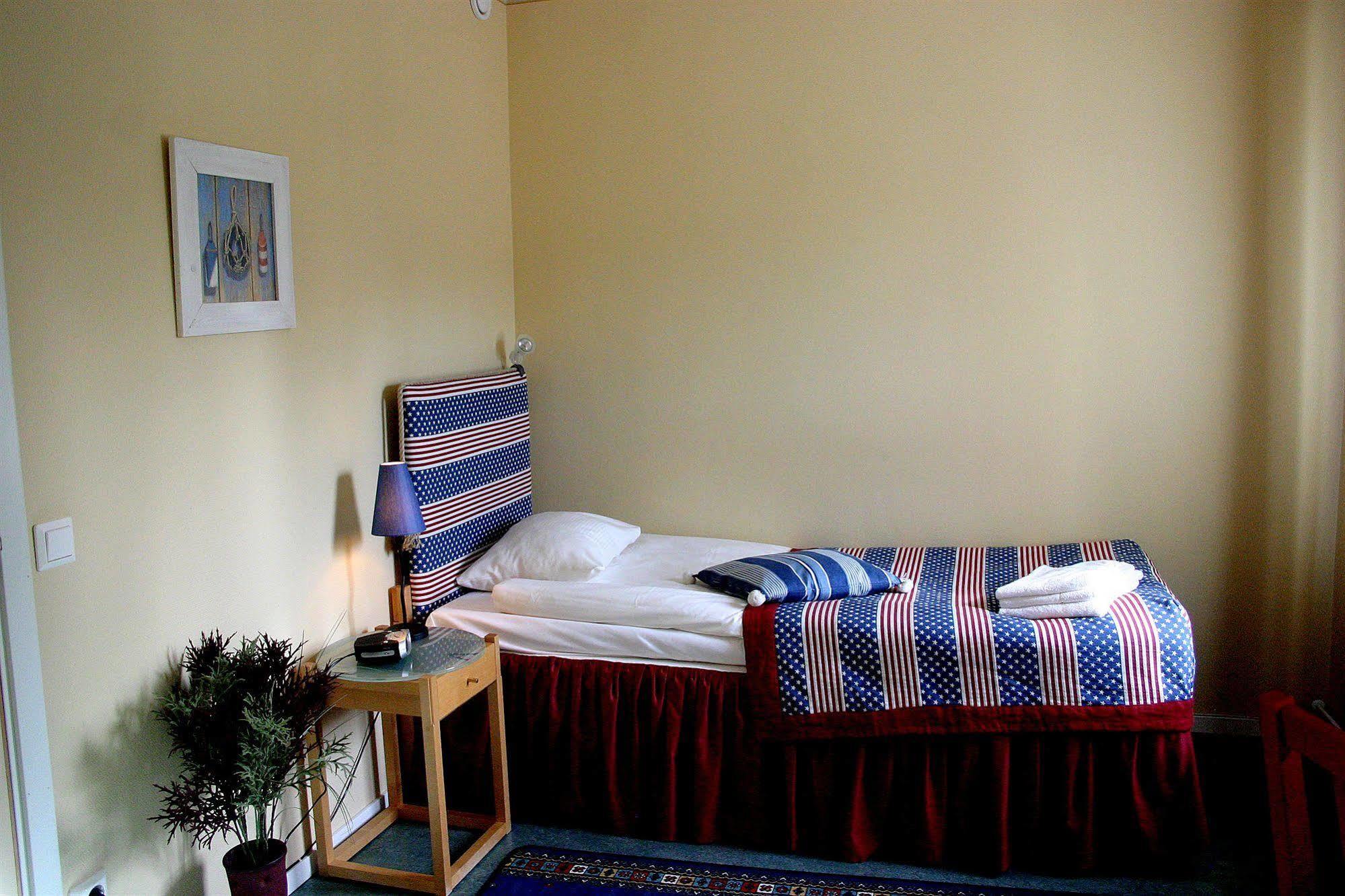 Alsens Hotell Sandviken Bagian luar foto